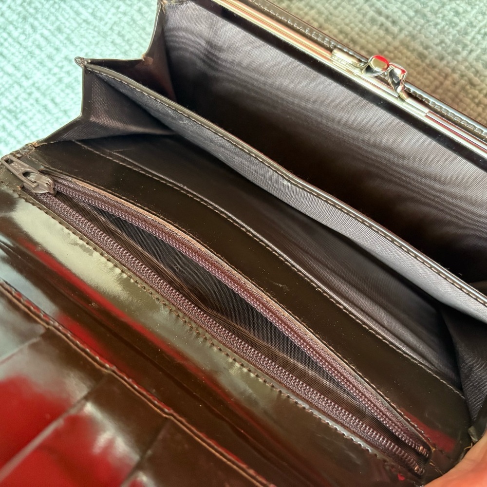 Gucci Brown Patent Leather Wallet FINAL PRICE - Picture 10 of 14